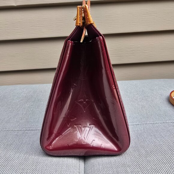Louis Vuitton Roxbury Drive Vernis Amarante - Picture 3 of 12